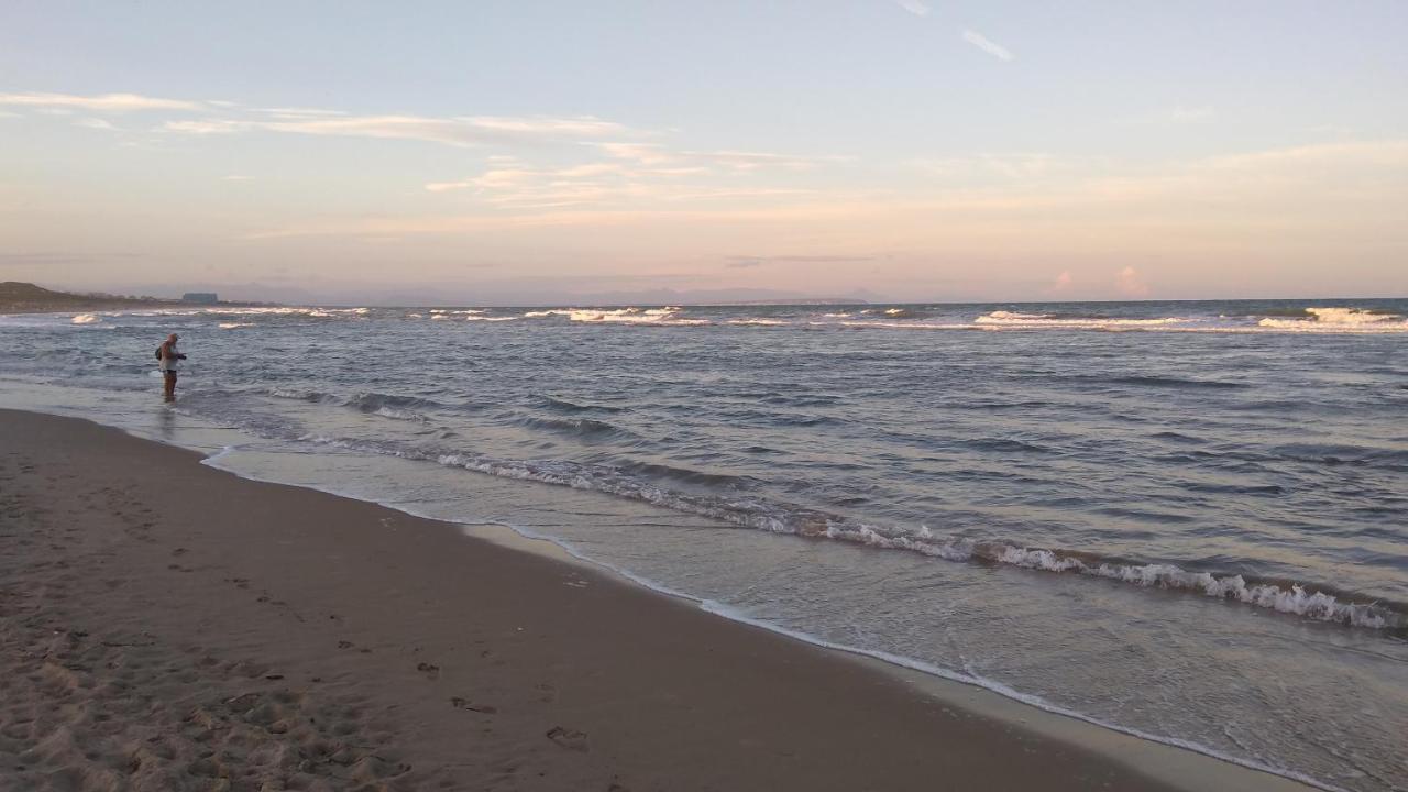 Urbanizacion Puerto Romano - Playa Ла-Мата Экстерьер фото