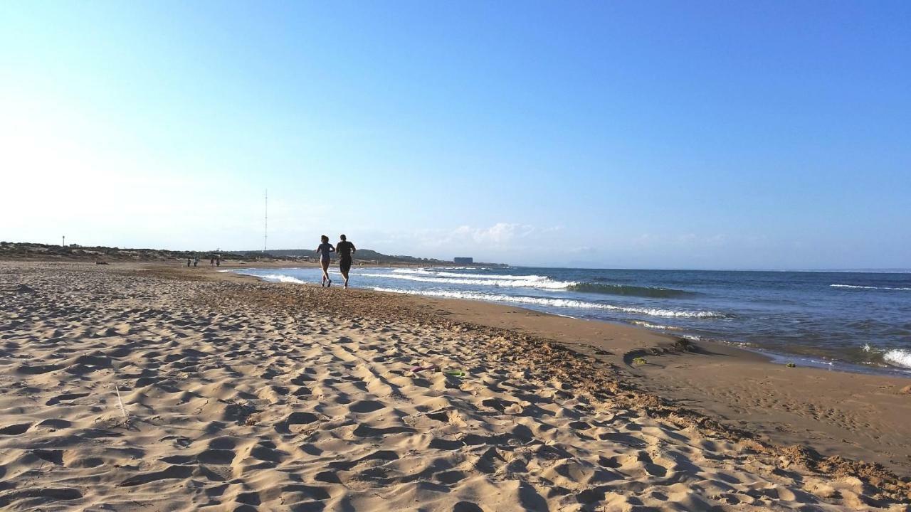 Urbanizacion Puerto Romano - Playa Ла-Мата Экстерьер фото